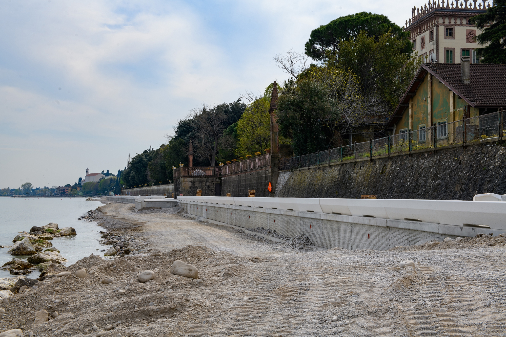 Desenzano - Sistemazione passeggiata a lago